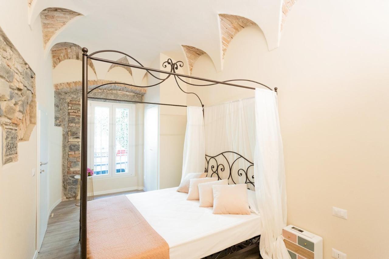 Romantic Escape City Centre With Jacuzzi & Parking By Rent All Côme Esterno foto