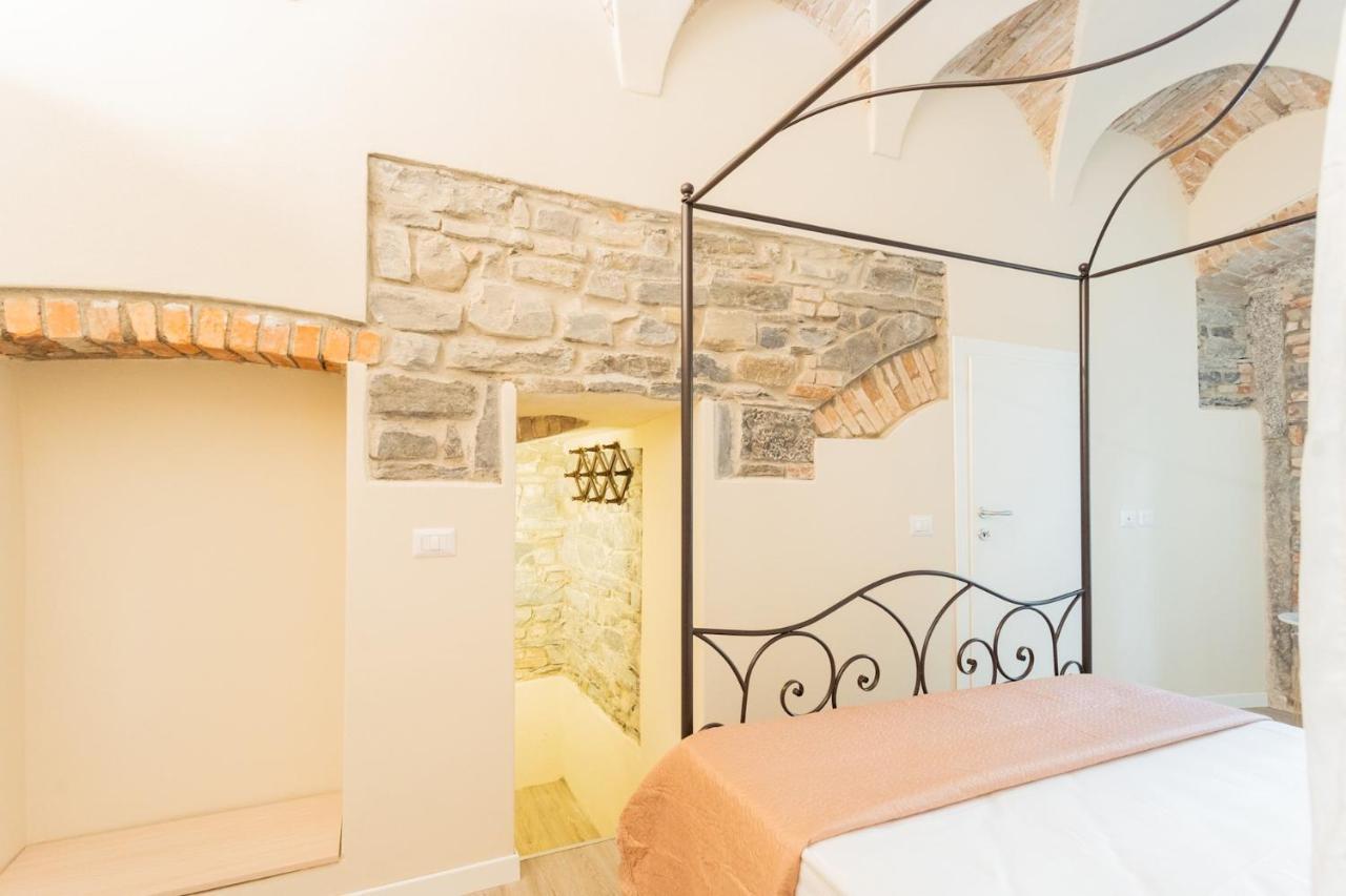 Romantic Escape City Centre With Jacuzzi & Parking By Rent All Côme Esterno foto