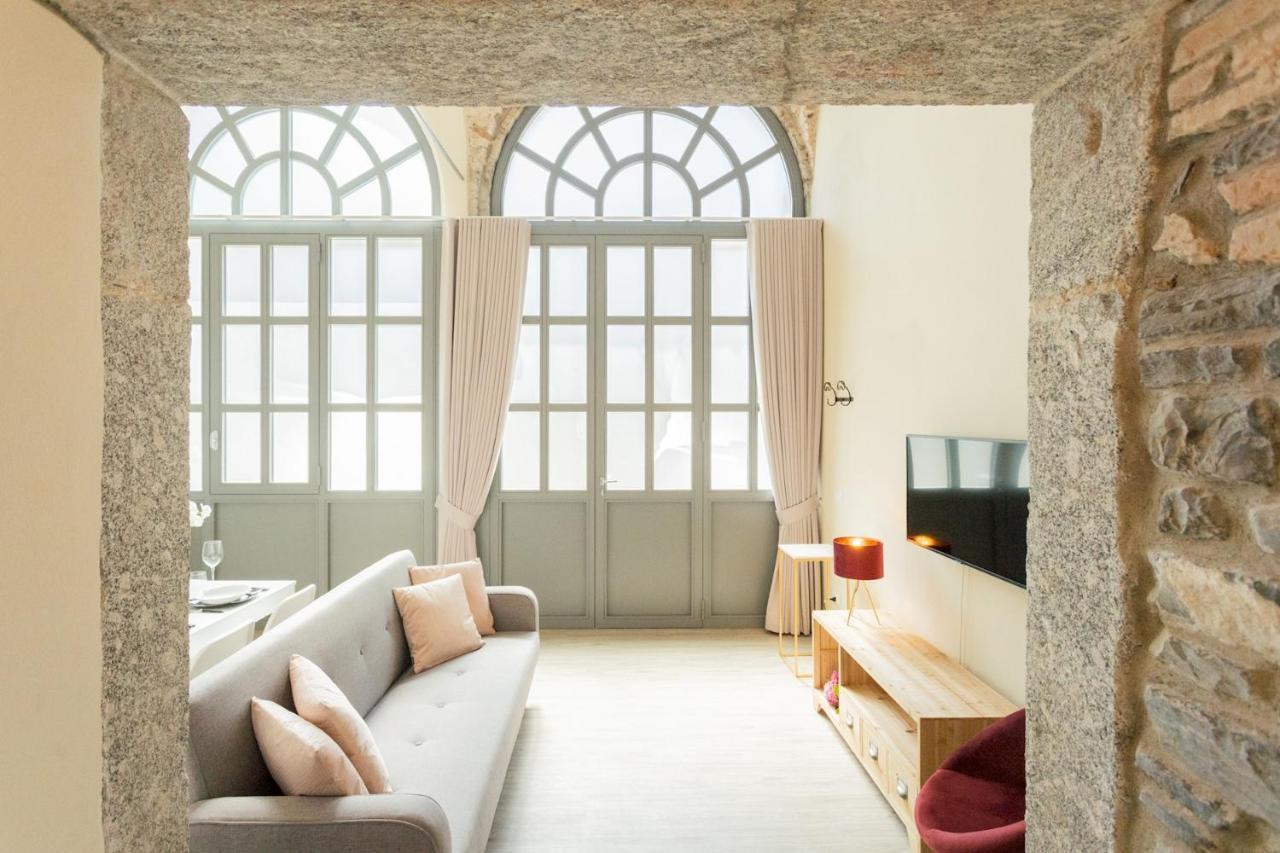 Romantic Escape City Centre With Jacuzzi & Parking By Rent All Côme Esterno foto