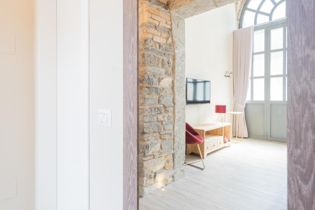 Romantic Escape City Centre With Jacuzzi & Parking By Rent All Côme Esterno foto