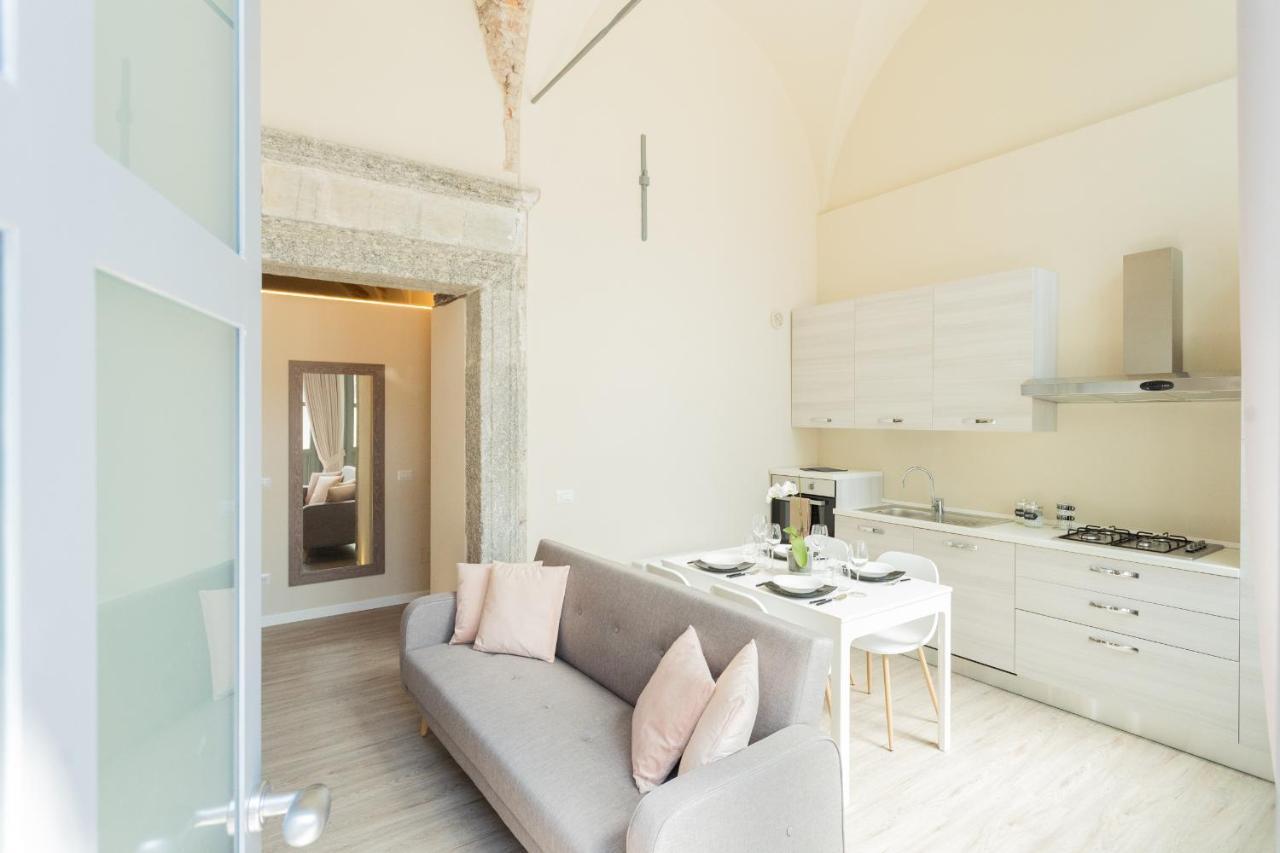 Romantic Escape City Centre With Jacuzzi & Parking By Rent All Côme Esterno foto